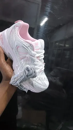 Nb 530 Baby Pink