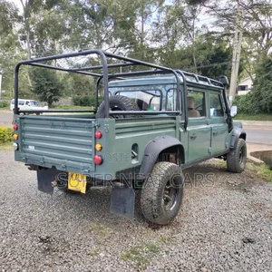 Land Rover Defender 1996 Green