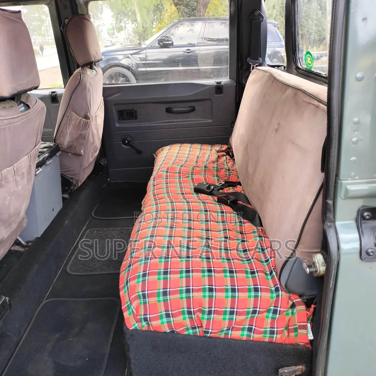 Land Rover Defender 1996 Green