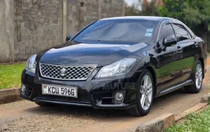 Toyota Crown 2012 Black