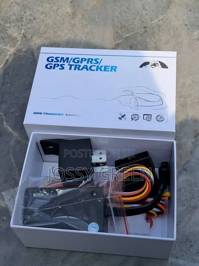 GSM/GPRS/GPS Vehicle Tracker Kit – Real-Time Car Tracking