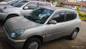 Toyota Duet 2001 Silver