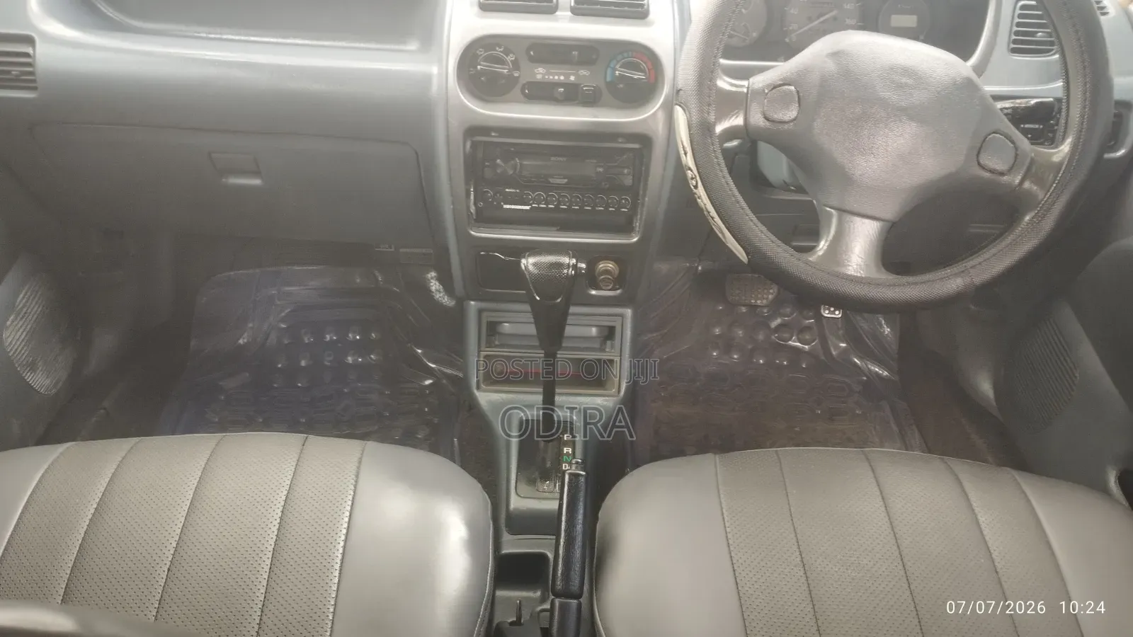 Toyota Duet 2001 Silver