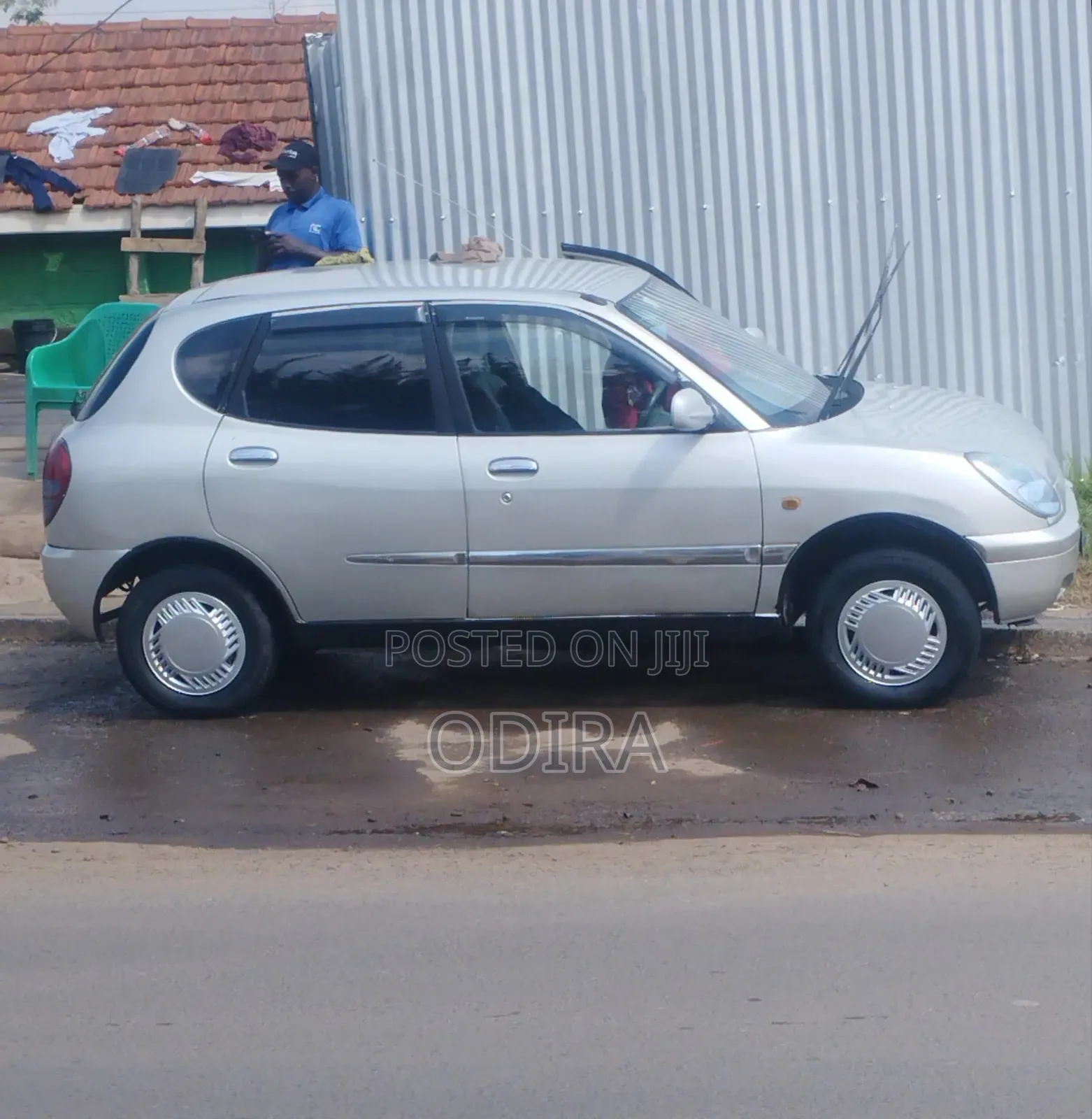 Toyota Duet 2001 Silver