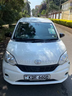 Toyota Passo 2017 Beige