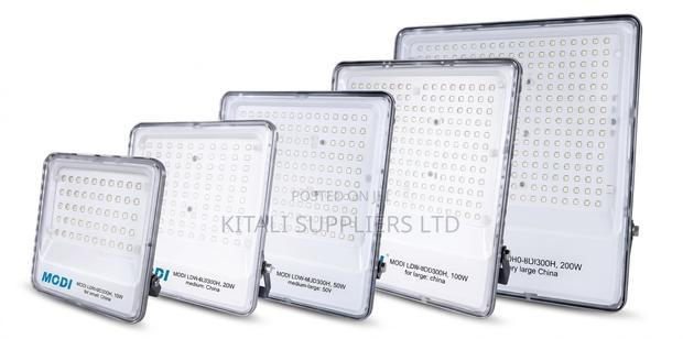 Md-Fl15300s Modi 300w Solar Floodlight