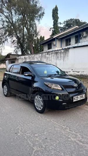 Toyota IST 2010 Black