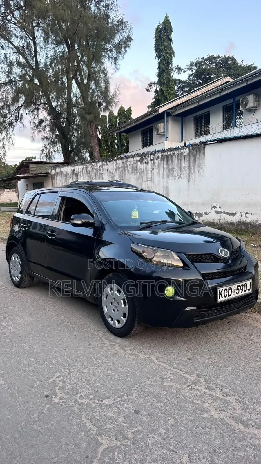 Toyota IST 2010 Black