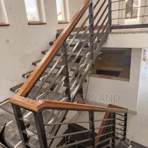 Floating Staircases | Custom Steel Wood Designs