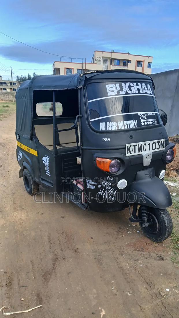 Piaggio 2021 Black - thumbnail 7