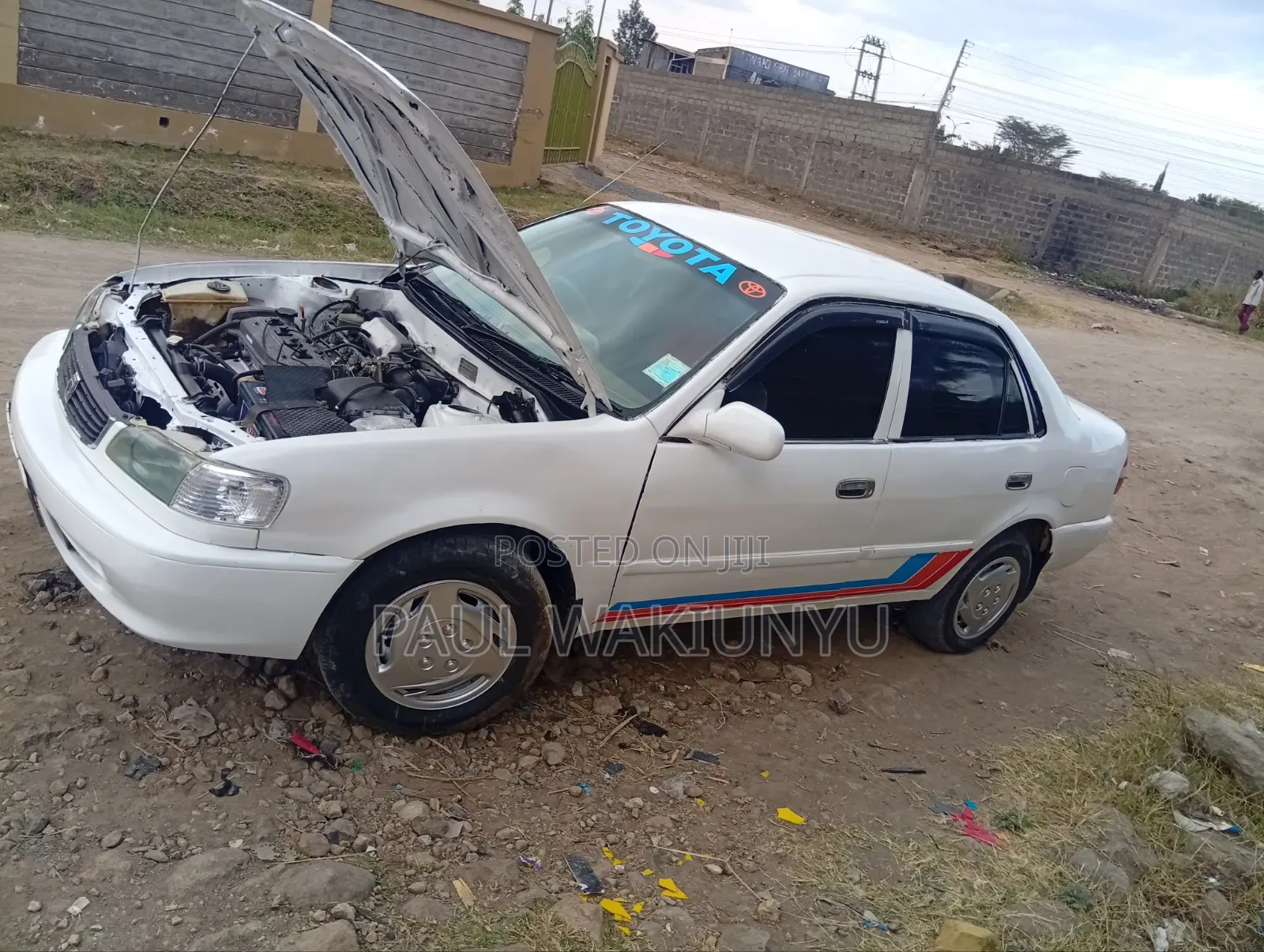 Toyota Corolla 1998 White