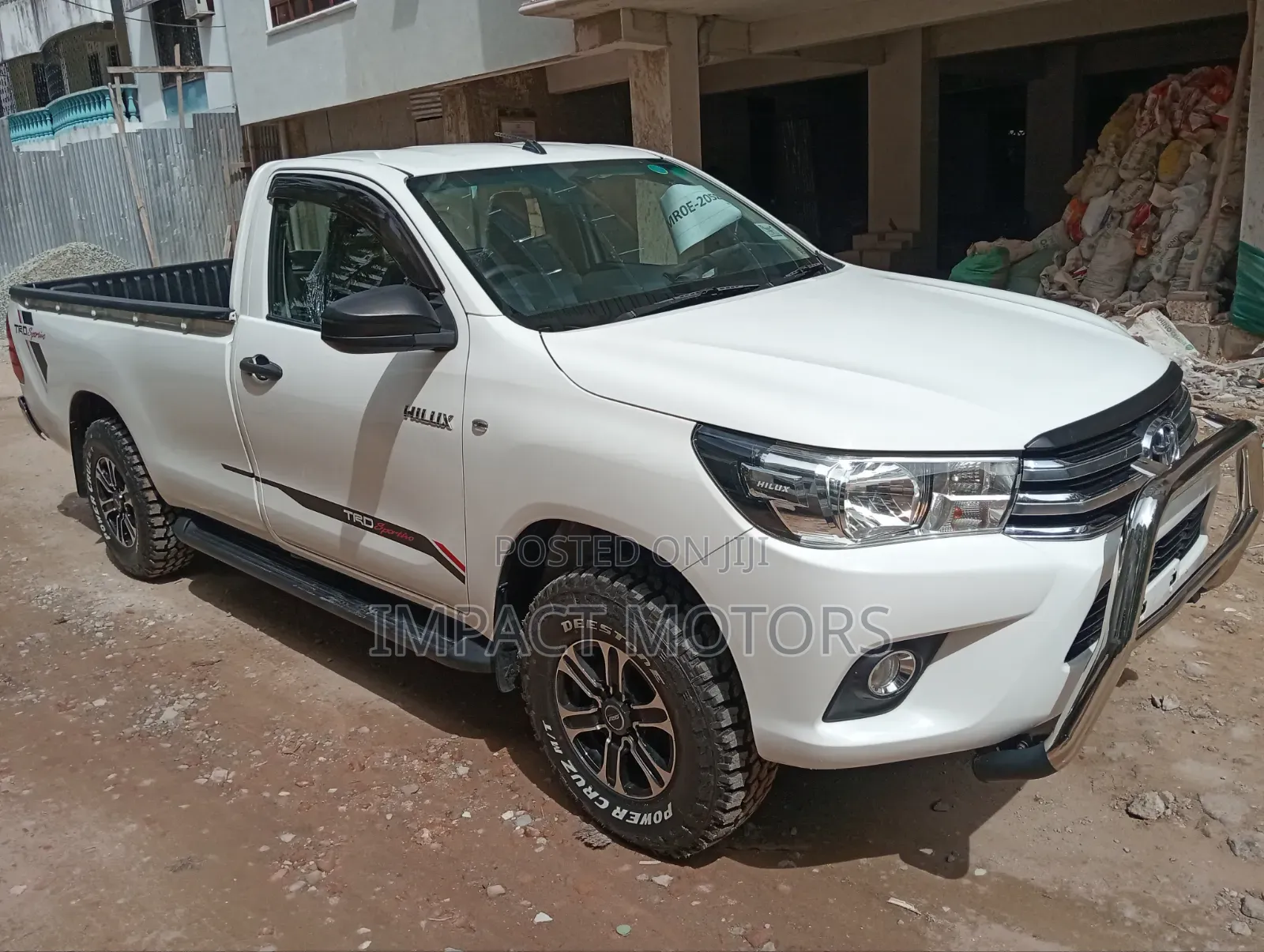 Toyota Hilux 2019 White