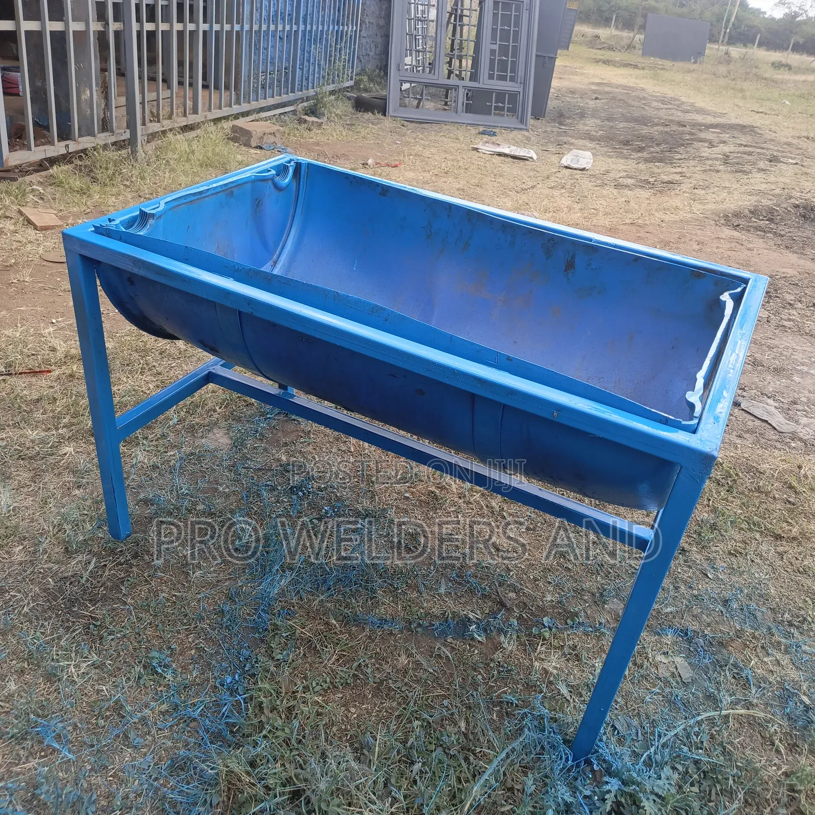 Farm Feeding Troughs for Cows – Steel Plastic Designs
