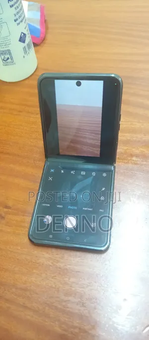 Motorola Razr 50 Ultra 256 GB Blue