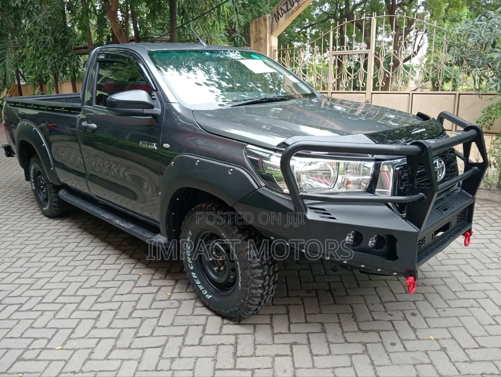 Toyota Hilux 2019 Gray