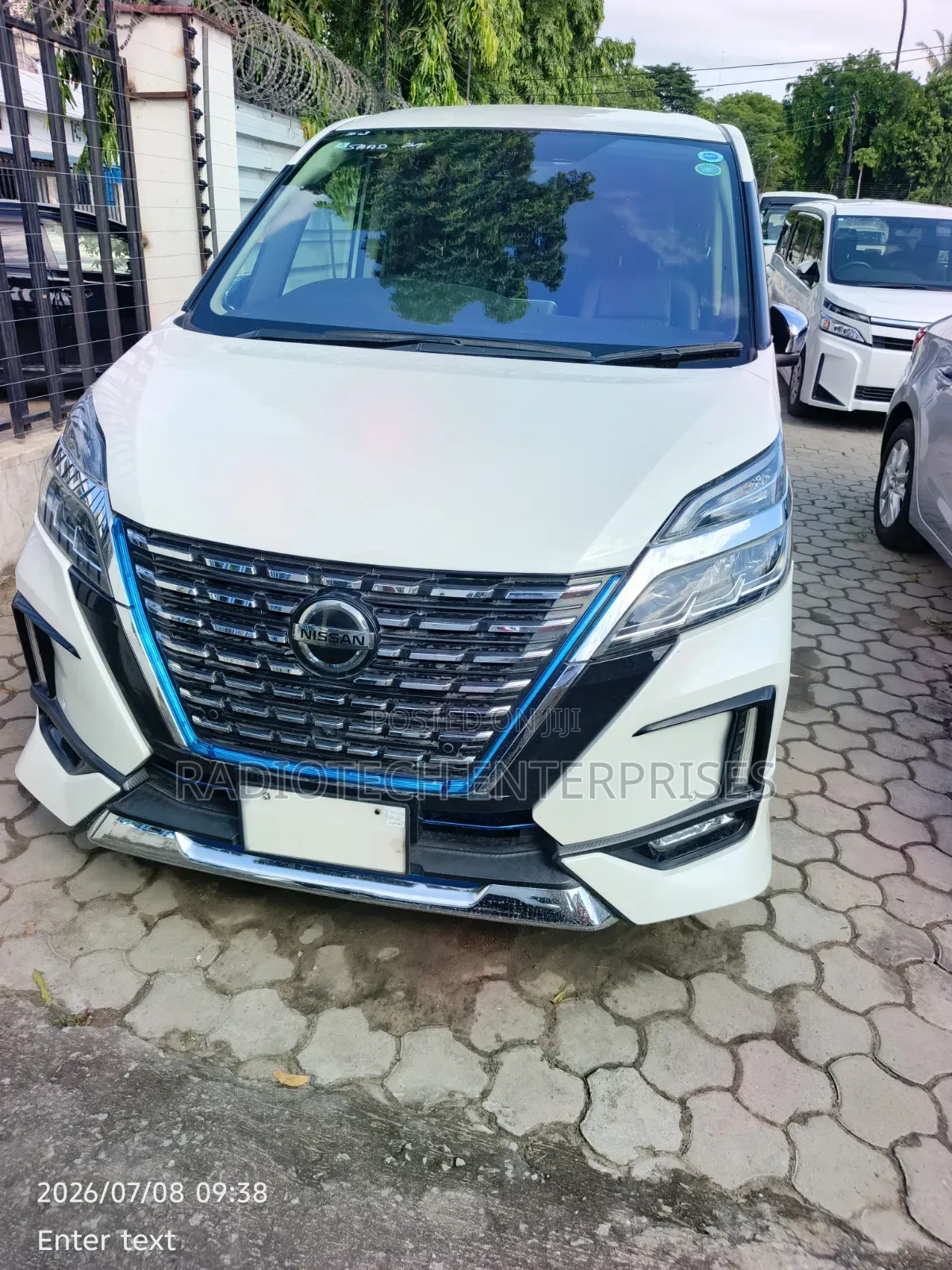 Nissan Serena 2020 White
