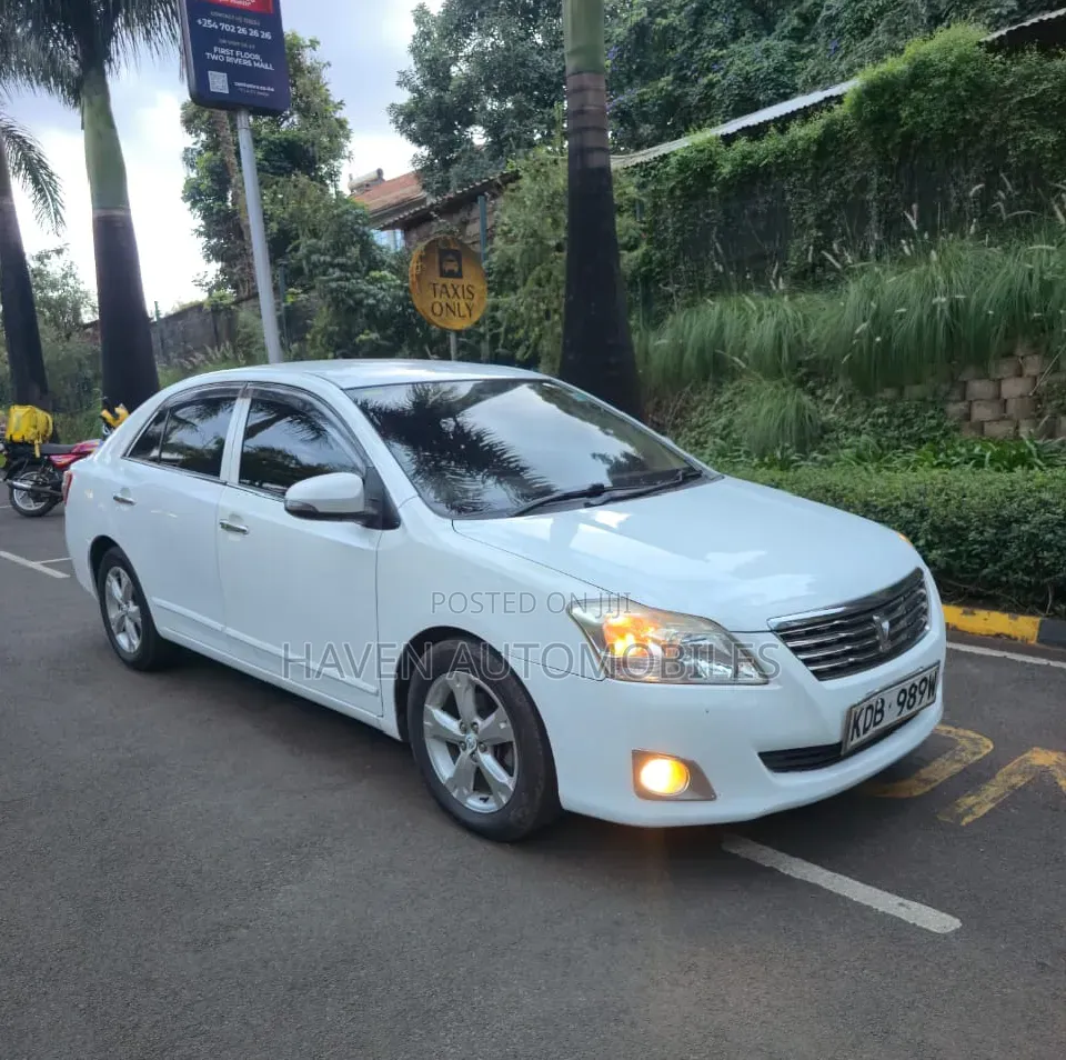 Toyota Premio 2014 White