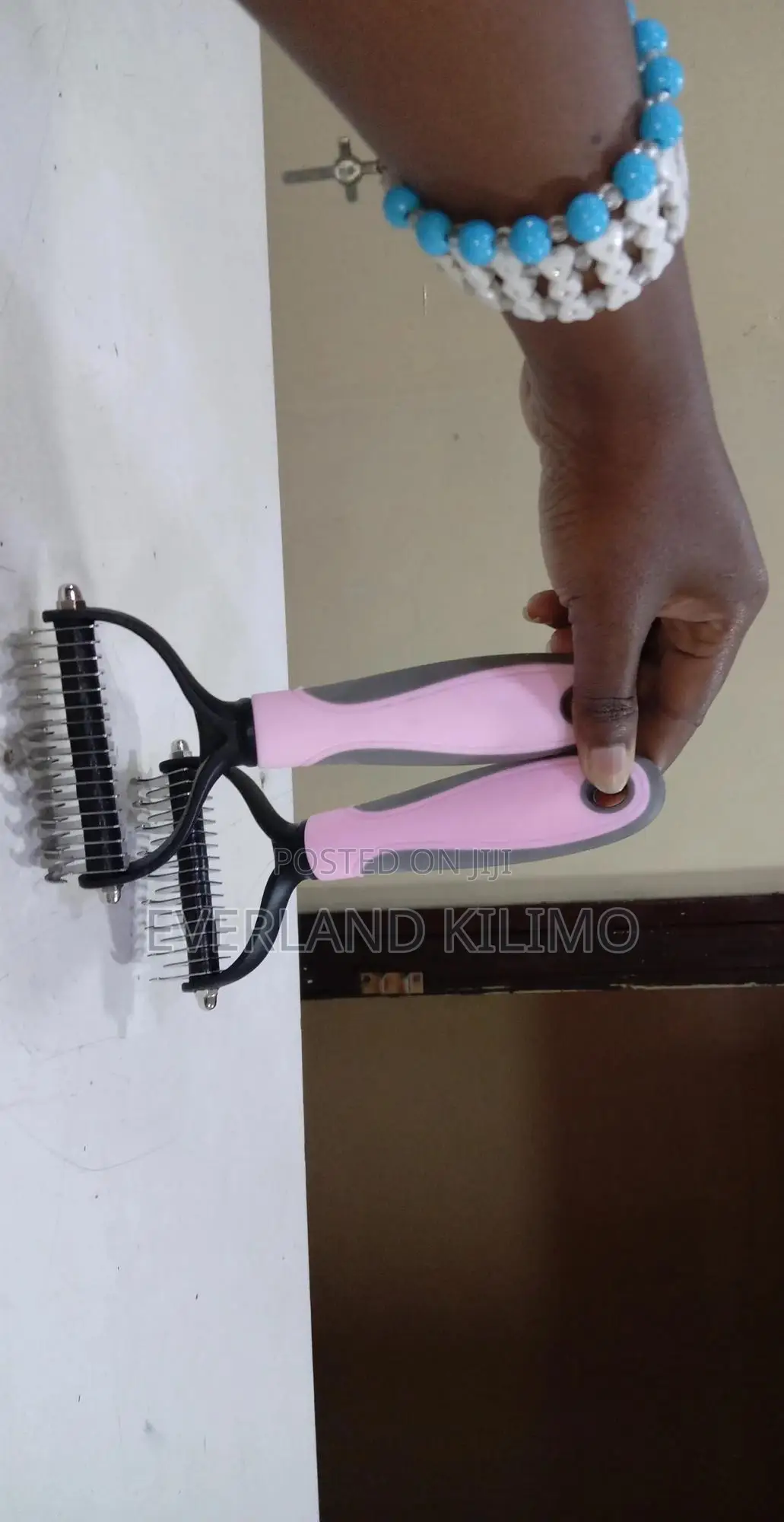 Deshedding Dog/Cat Brush