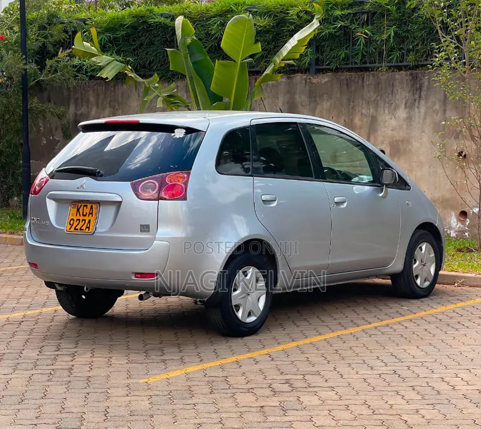 Mitsubishi Colt Plus 2008 Silver