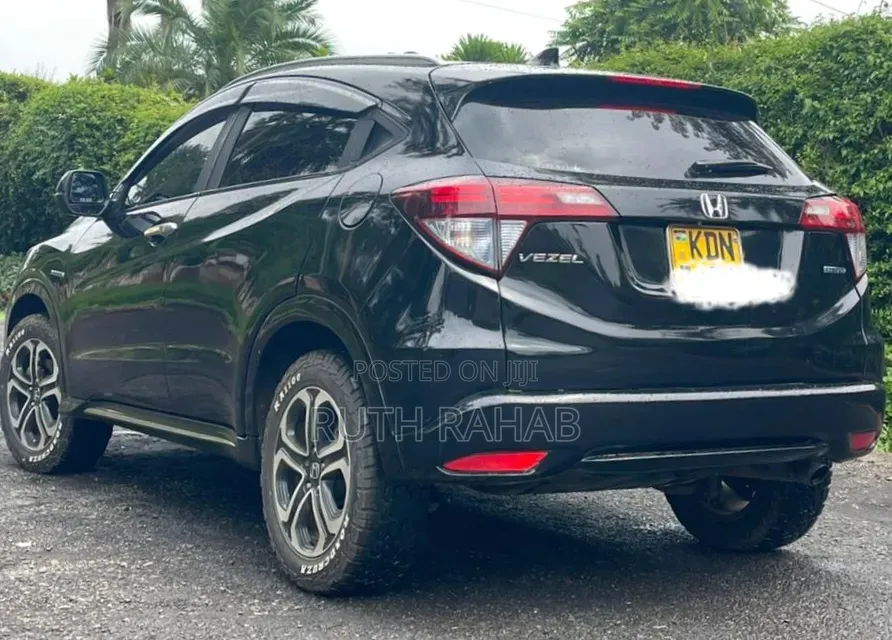Honda Vezel 2016 Black