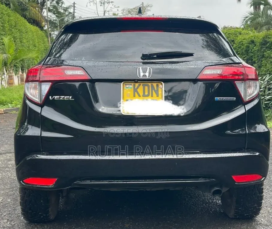 Honda Vezel 2016 Black