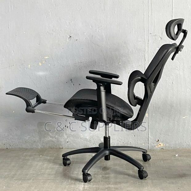 High Back Mesh Chair With Footrest