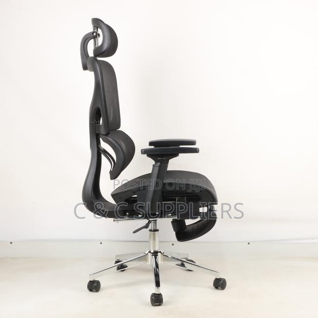 High Back Mesh Chair With Footrest - thumbnail 4