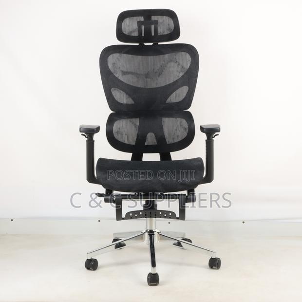 High Back Mesh Chair With Footrest - thumbnail 6