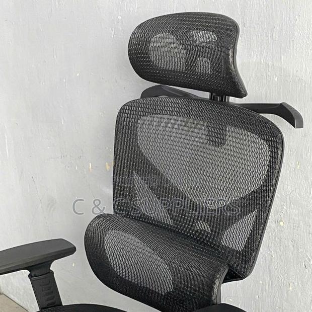 High Back Mesh Chair With Footrest - thumbnail 9