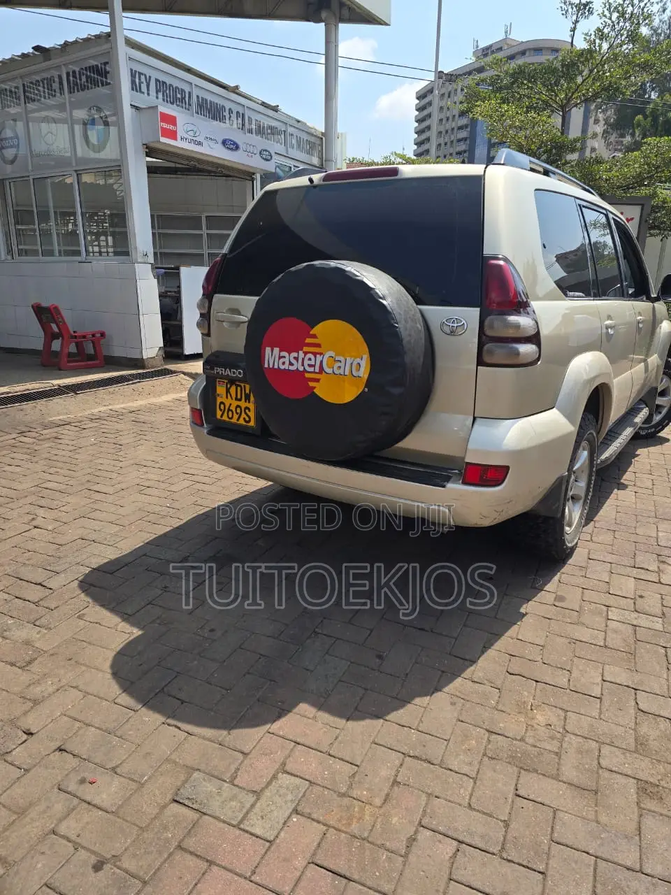 Toyota Land Cruiser Prado 2006 Beige