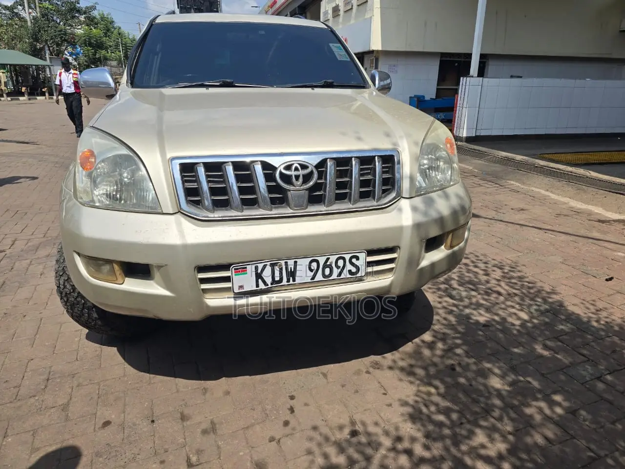 Toyota Land Cruiser Prado 2006 Beige