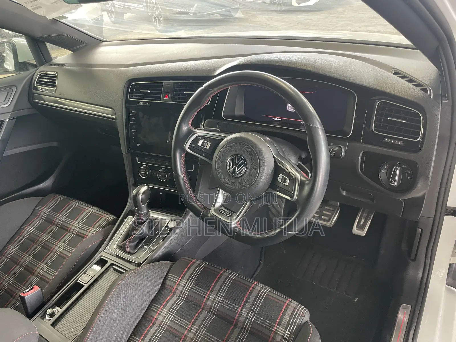Volkswagen Golf GTI 2.0T S 2019 White