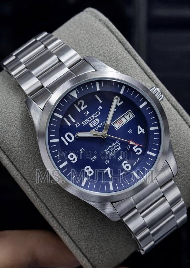 The Seiko 5 Sports Field Automatic - thumbnail 2