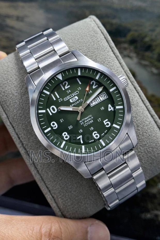The Seiko 5 Sports Field Automatic - thumbnail 4