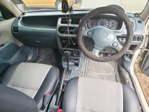 Toyota Duet 2021 White