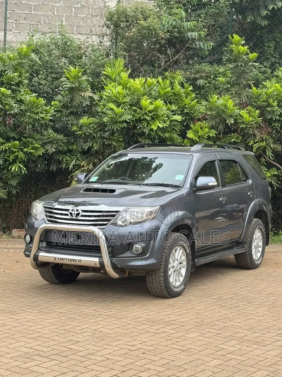 Toyota Fortuner 2013 Silver
