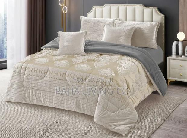 Heavy Silk Duvet Set | 6 PCS | Size 6x7 - main view