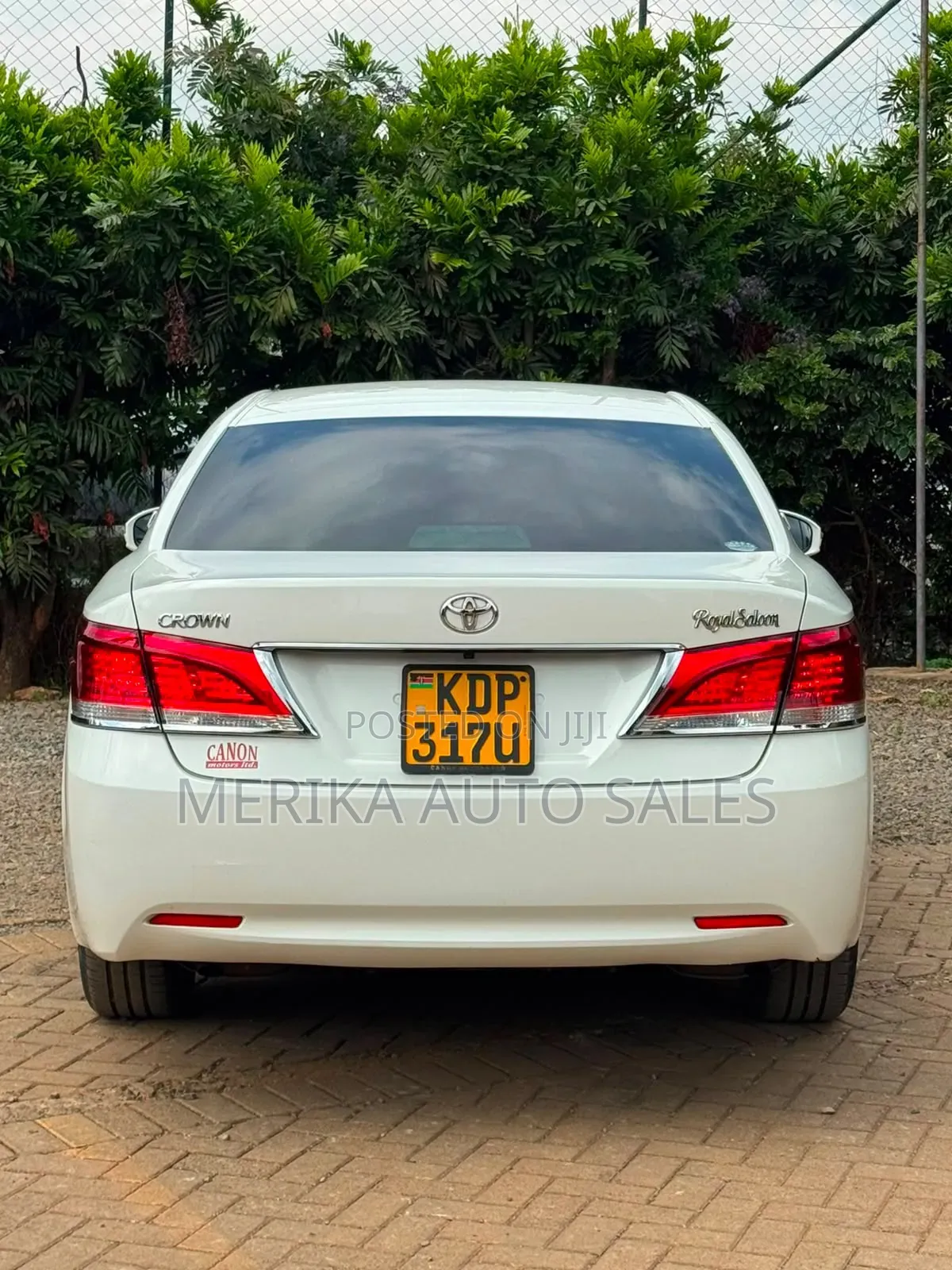 Toyota Crown 2017 White
