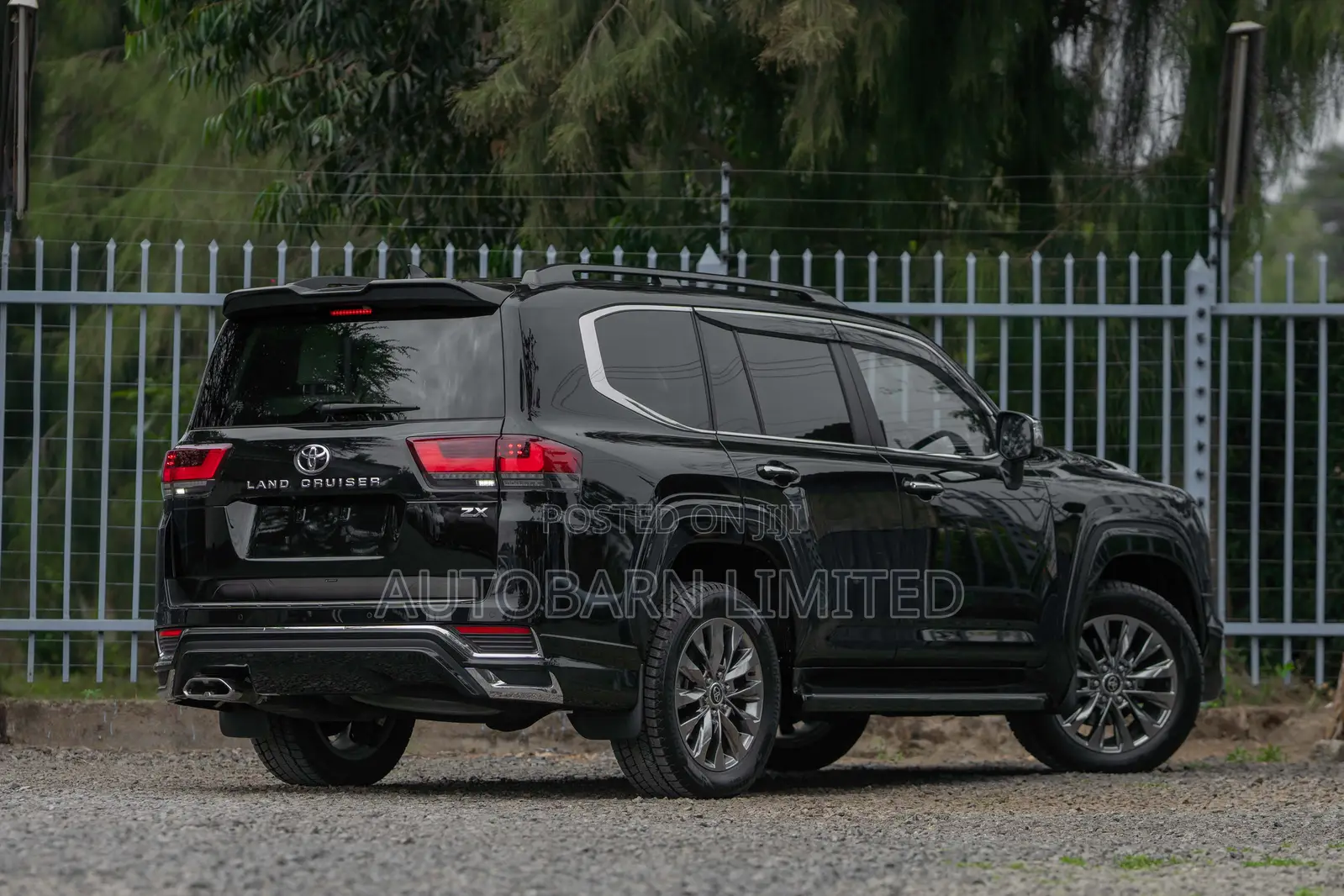 Toyota Land Cruiser 2023 Black