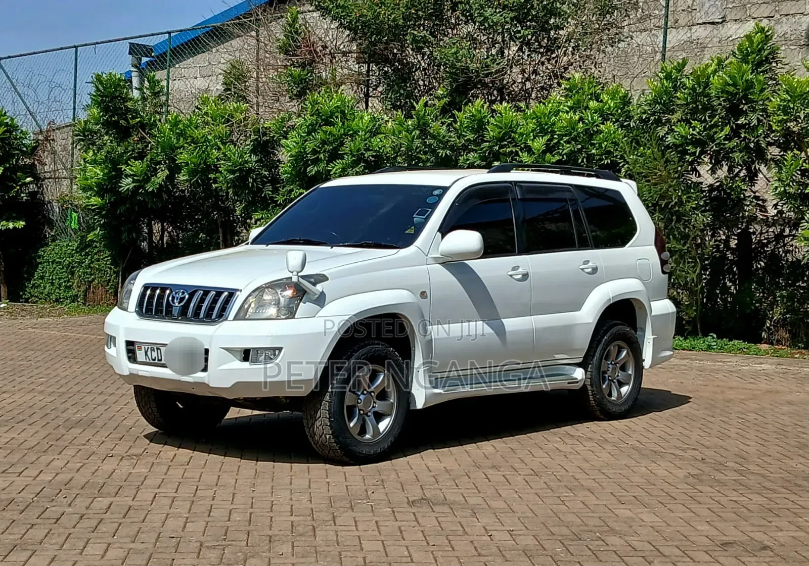 Toyota Land Cruiser Prado 2008 White