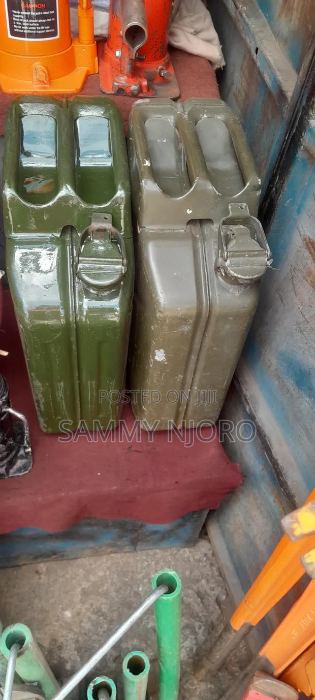 Jerrycan 20ltrs  - thumbnail 2