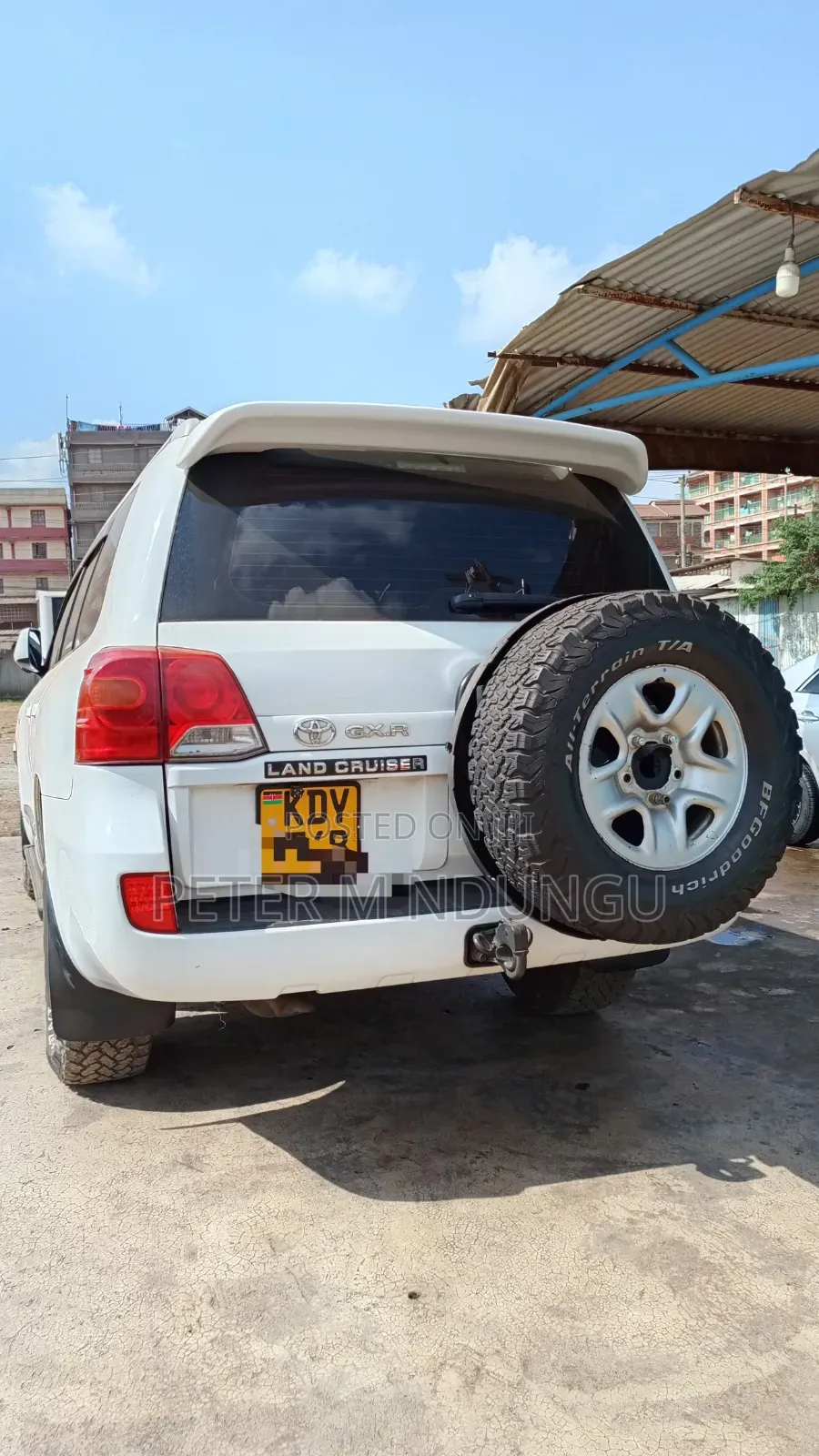 Toyota Land Cruiser 2011 White