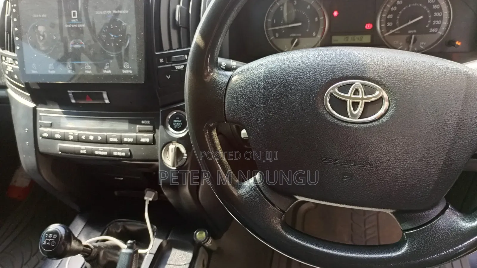 Toyota Land Cruiser 2011 White
