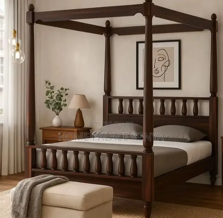 Wooden Bed: Four Corner Poster King Bed