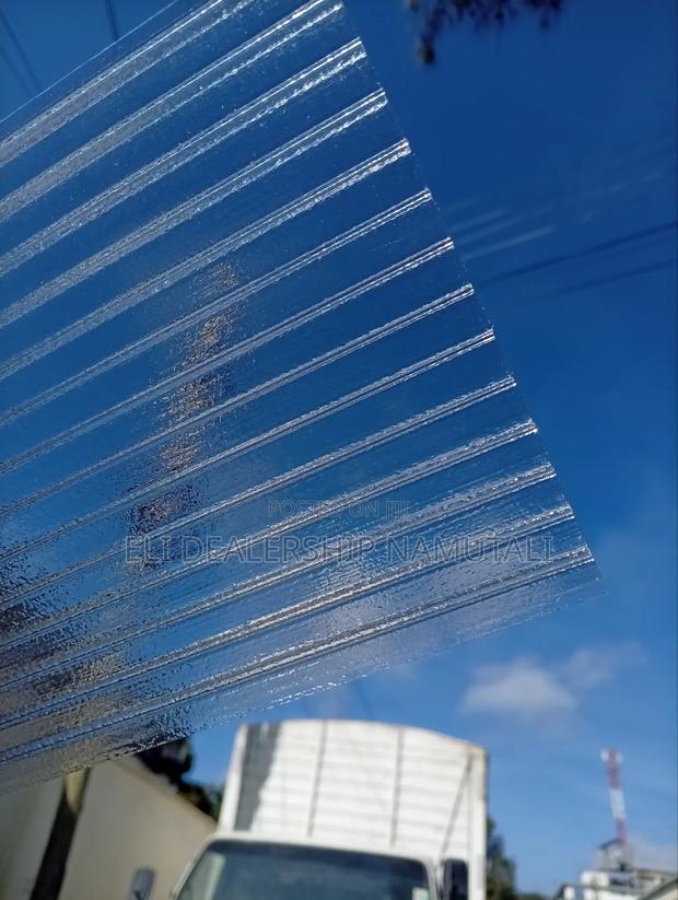 Premium Clear Hollow Polycarbonate Sheet for Roofing Skylights - thumbnail 2