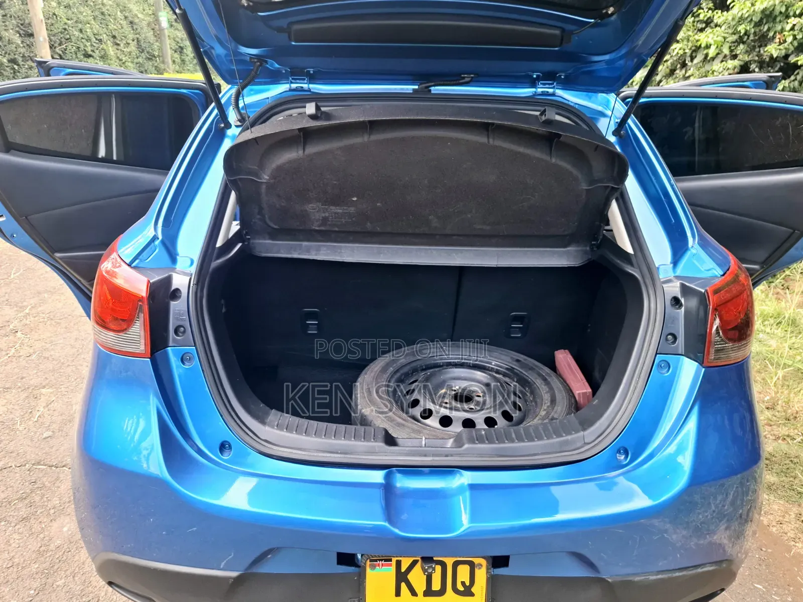 Mazda Demio 2017 Blue