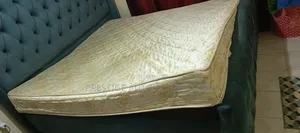 6by6 Chester Bed