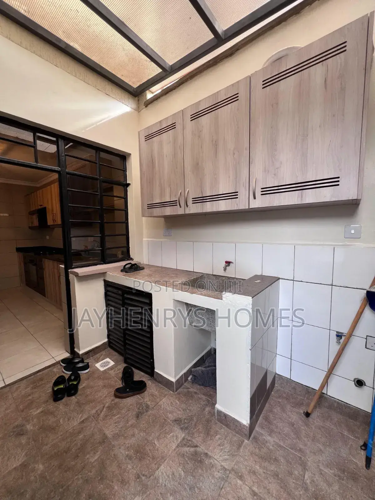 4bdrm House in Katani for sale
