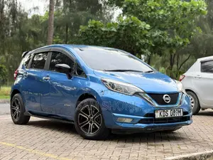 Nissan Note 1.2 Hybrid 2017 Blue