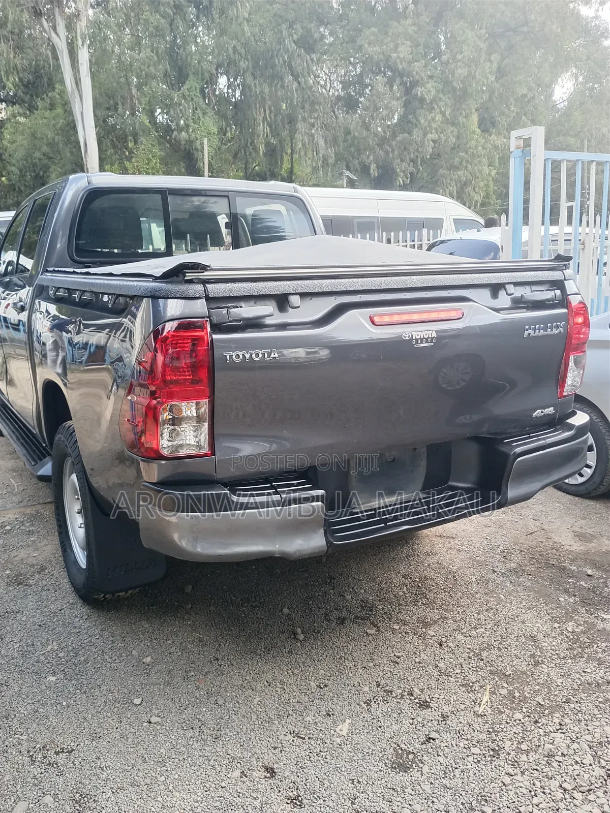 Toyota Hilux 2021 Gray